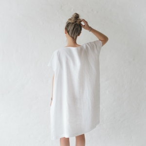 lniana prosta sukienka biała